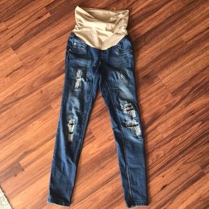 Distressed Maternity Jeggings